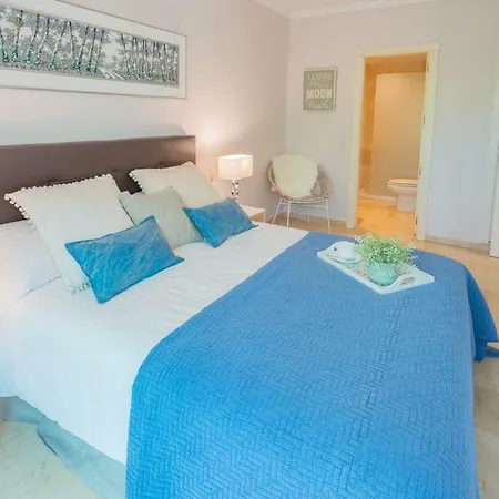 Terrazas De Banus Sunlit Retreat, Walk Everywhere! Apartment Marbella