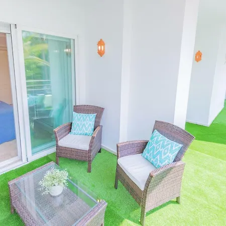 Terrazas De Banus Sunlit Retreat, Walk Everywhere! Apartment Marbella