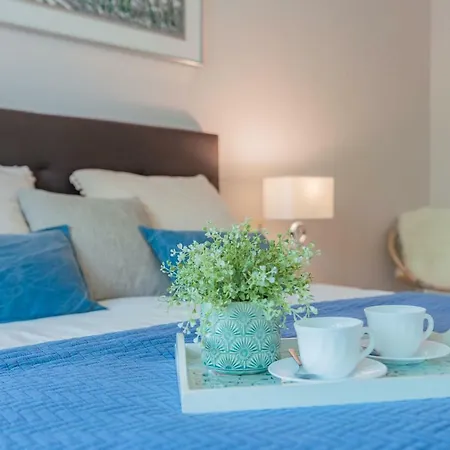 Terrazas De Banus Sunlit Retreat, Walk Everywhere! * Marbella